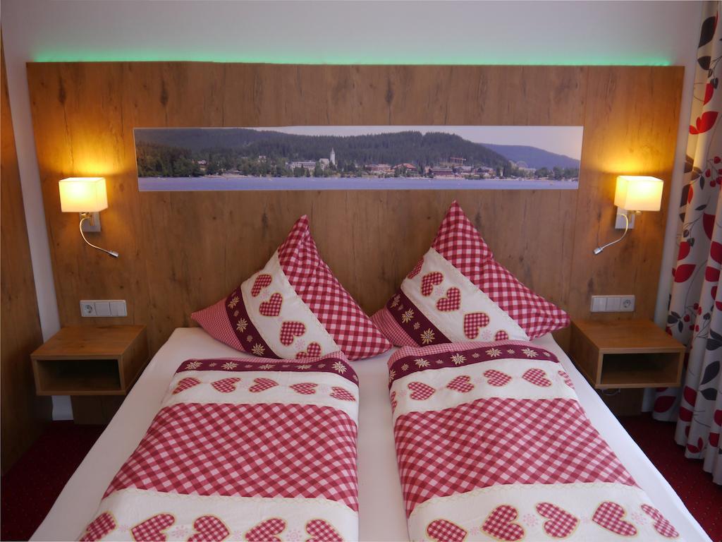 Gaestehaus Cafe Heck Titisee Δωμάτιο φωτογραφία